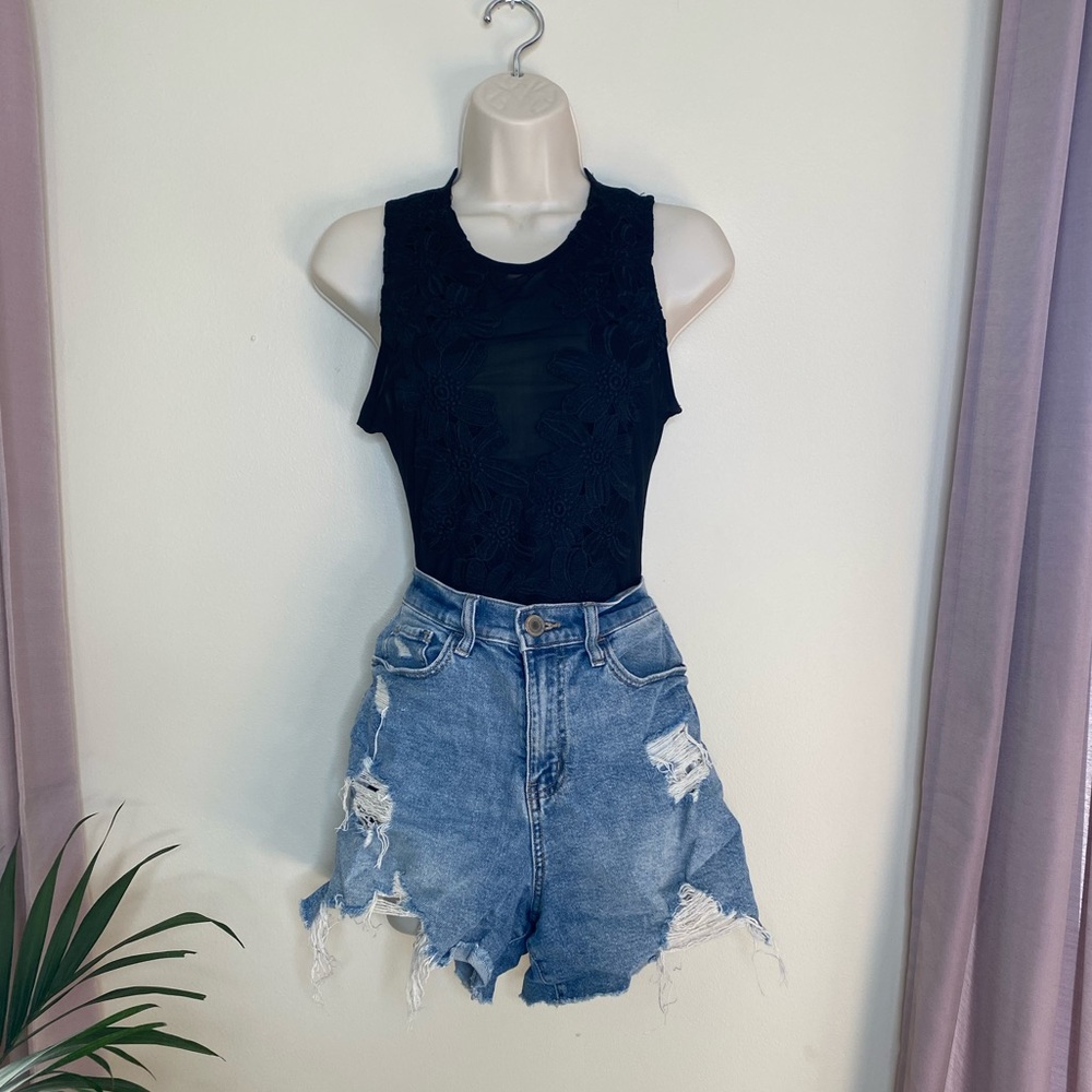 Distress Jean shorts